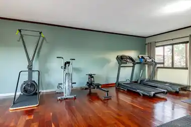 Hilltop Forest Lodge & Chalets - Hluhluwe