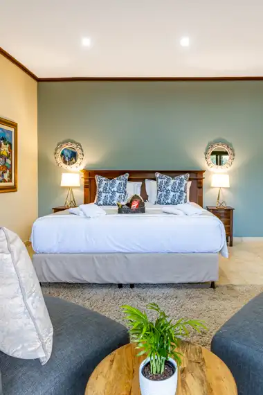 Hilltop Forest Lodge & Chalets - Hluhluwe