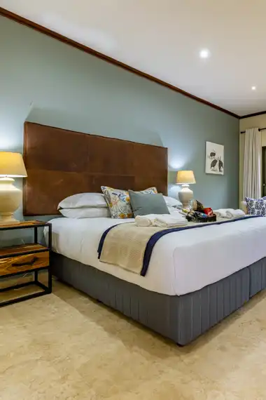 Hilltop Forest Lodge & Chalets - Hluhluwe